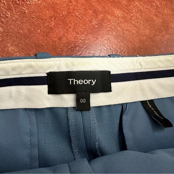 Theory Hartsdale Contour Virgin Wool Stretchy Pants - Picture 4 of 8
